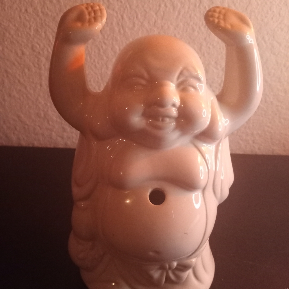 VTG Benihana 7" Laughing Buddha Mug with Front Straw Hole.